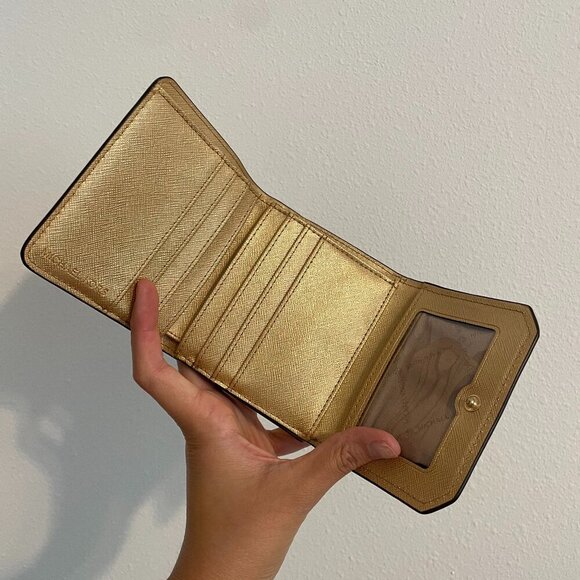 MICHAEL KORS LEATHER TRIFOLD WALLET - Picture 3 of 5